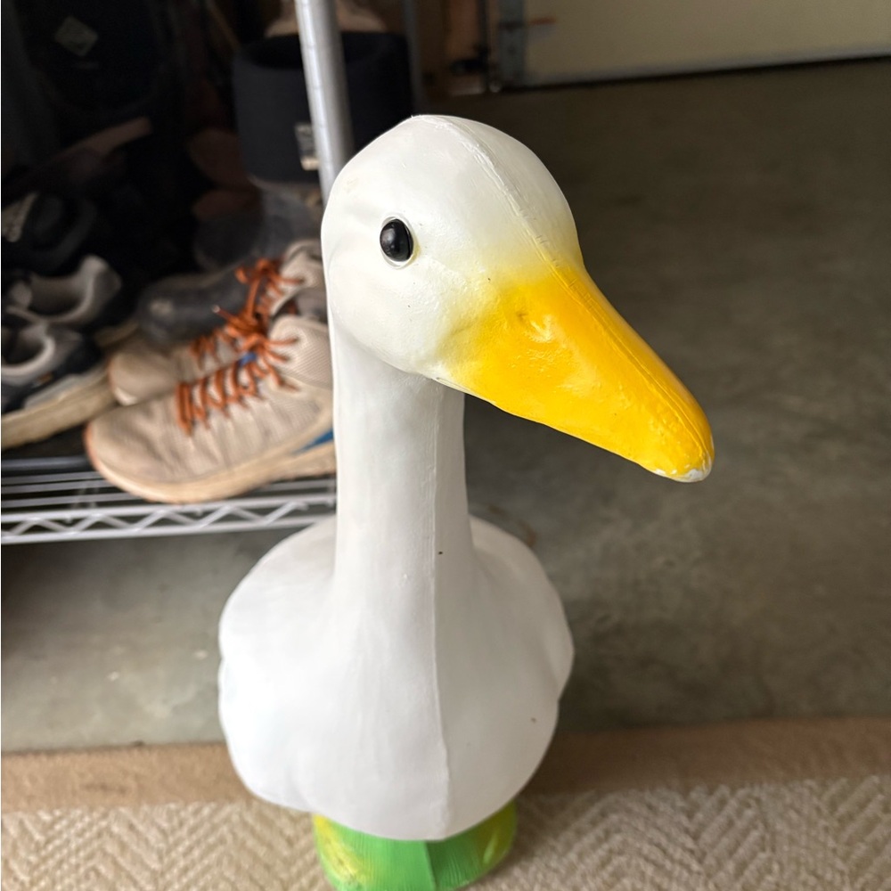 Porch goose
